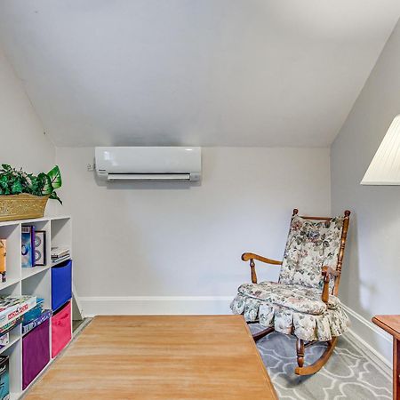 Lavish House With Patio - 2 Blocks To Green Lake! Экстерьер фото